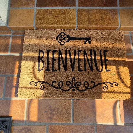 Chez Nous